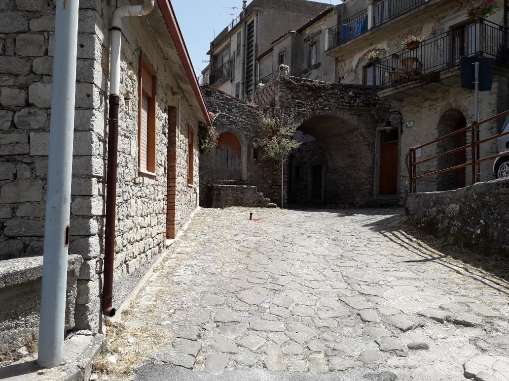 Indagini geognostiche per consolidamento a Montalbano Elicona